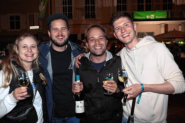 Bild 24: Endlich Wochenende! Das feiern die Besucher beim Konstanzer Weinfest 2025