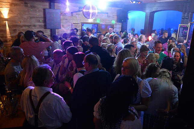 Bild 11: Bilder vom ersten Häfler Oktoberfest