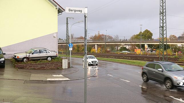 Ab nächsten Montag ist die Güterstraße zwischen Bergstraße und Bräunlinger Straße voraussichtlich vier Wochen gesperrt. Unter der ...