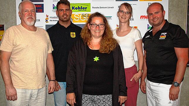 Das neue Vorstands­team mit Rainer Stark (von links), Timo Zimmermann, Isabella Frech, Cornelia Alena Dopp und Torsten Baumgartner.