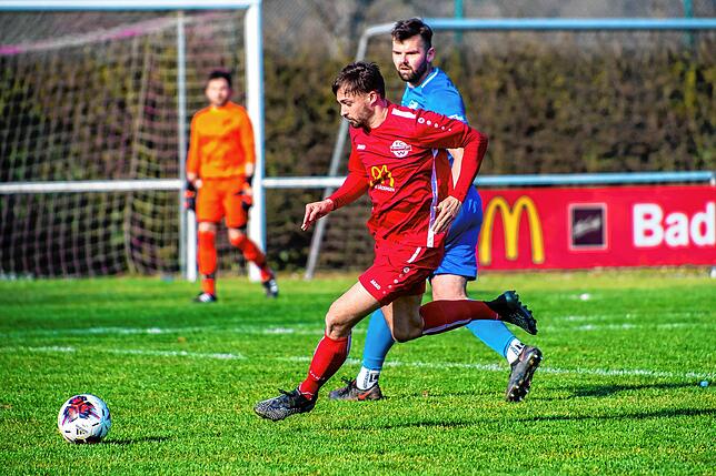 Bild 32: TuS Efringen-Kirchen gelingt ein 3:1 im Abstiegskampf beim FC Wallbach &ndash; und wir haben Bilder!