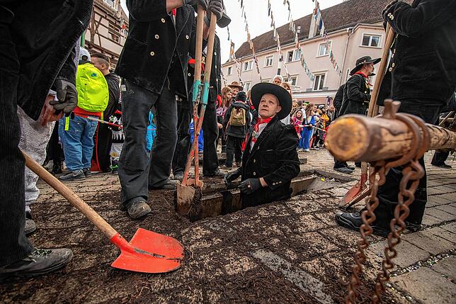 Bild 8: Bilder vom Schmotzigen Dunschdig in Meßkirch (Teil 3/3)