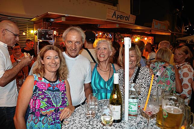 Bild 18: Mitten in Wollmatingen wird gefeiert – das Dorffest 2024 lockt zahlreiche Besucher