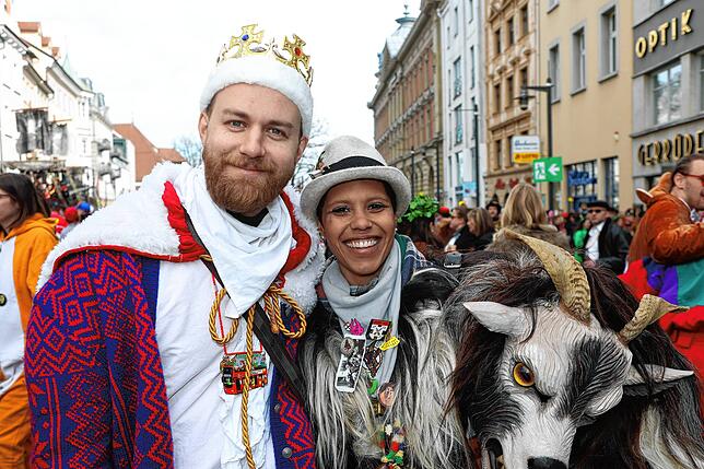 Bild 17: Konstanzer Straßenfasnacht 2025: Die besten Bilder vom Schmotzigen Dunschtig