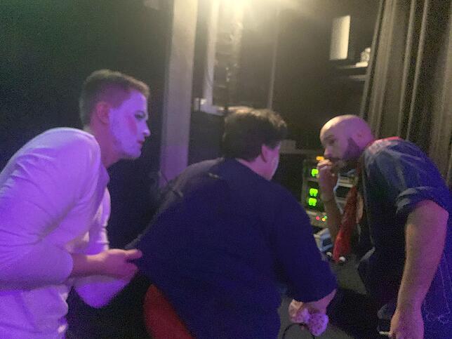 Bild 10: Großartige Show auf der Bühne, harte Arbeit hinter den Kulissen: So sieht es aus, wenn der Frohsinn einen Zunftball auf die Beine stellt