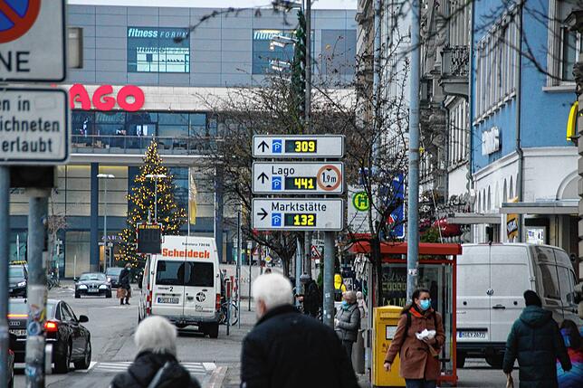 Bild 13: Der erste Adventssamstag in Konstanz: So wenige Menschen haben Sie zur Weihnachtszeit garantiert noch nie in der Innenstadt gesehen
