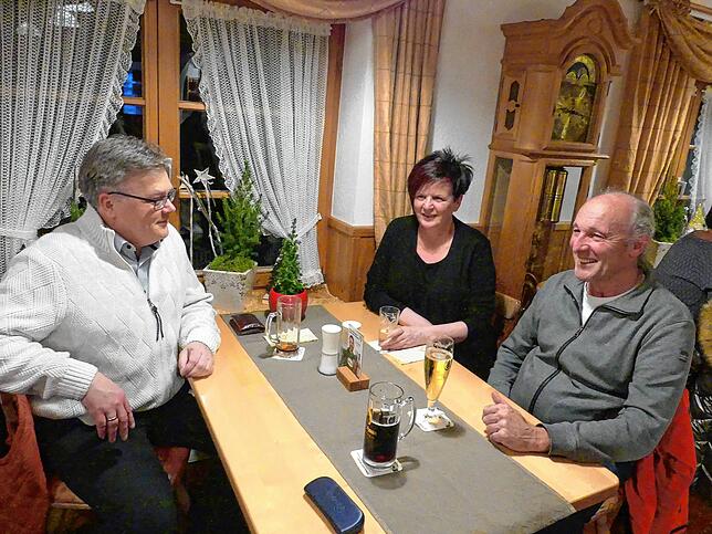 Um überregionale Radwege in Verbindung mit dem Thema Tourismus ging es im Gespräch von Harald Baldischwieler (rechts), Regina ...