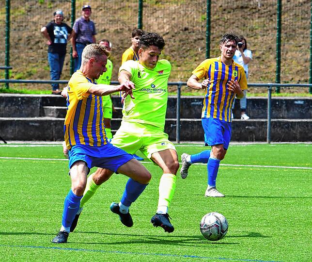Bild 7: FC Solothurn zieht gegen den FC Singen 04 beim Grieshaber-Cup des SV 08 Laufenburg ins Finale ein &ndash; und wir haben Bilder