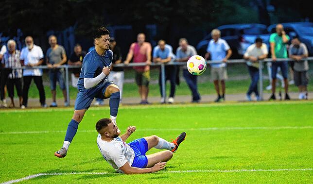 Bild 26: Was für ein Spiel! Unsere Bildergalerie vom Pokalderby zwischen dem FC Singen und Südstern Singen