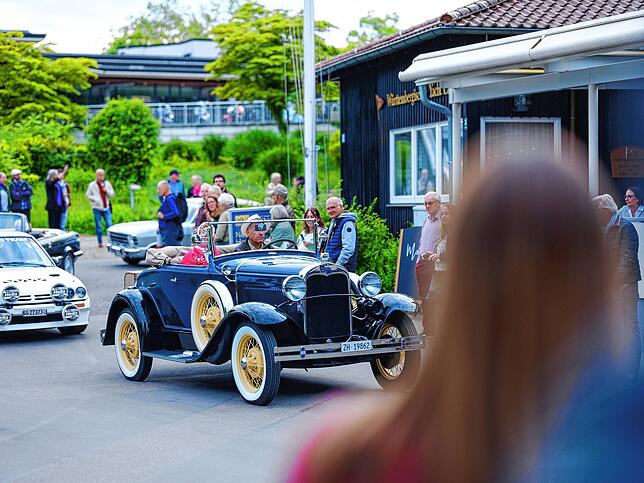 Bild 49: Oldtimerparade in Friedrichshafen lockt zahlreiche Zuschauer – exklusive Bilder!