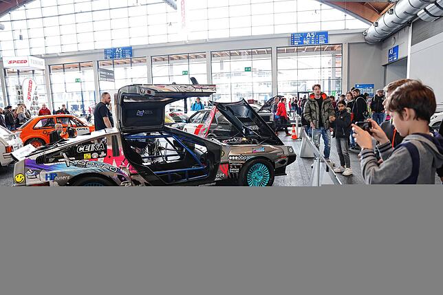 Bild 6: Bilder vom Eröffnungstag der Tuning World Bodensee &ndash; Teil 2