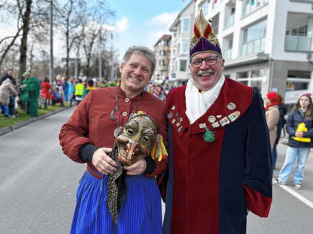Bild 3: Friedrichshafen erwartet den großen Narrenumzug
