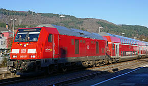Ein Regionalexpress im Bahnhof Bad Säckingen (Symbolbild). Ein RE3 gibt am Sonntagabend, 29. Juni, zwischen Laufenburg und Murg den ...