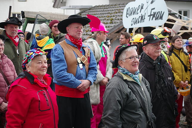 Bild 4: Piraten stürmen das Rathaus in Öhningen: Diese Fasnacht-Bilder müssen Sie sehen!