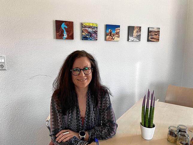 Ruth Keller ist Schuldnerberaterin beim Landratsamt. Seit mehr als zehn Jahren hilft die 37-Jährige Menschen in finanziellen Notlagen. ...