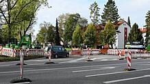 Die Baustelle an der Hans-Constantin-Paulssen-Straße bei den Singener Alu-Betrieben. Lange wird diese nicht mehr für Umwege sorgen.