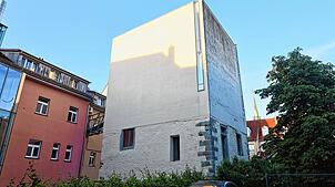 Kultur im Hinterhof: Der Turm zur Katz, der im Karree zwischen Katzgasse, Wessenbergstraße, Torgasse und Untere Laube steht, ist im ...