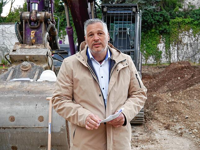 Thomas Feneberg, geschäftsführender Vorstand der Baugenossenschaft Oberzellerhau, erklärte, dass man durch das Vorhaben in der ...