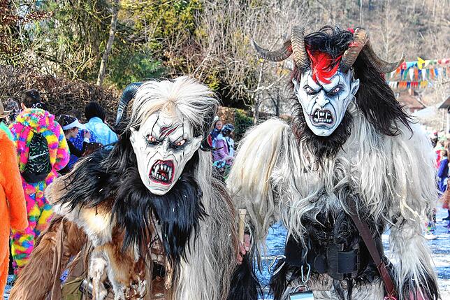Bild 26: Fasnacht-Umzug 2025 in Wutöschingen: 41 Gruppen bringen viel Freude