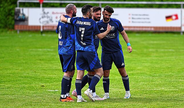 Bild 11: SV Blau-Weiß Murg gewinnt mit 2:1 gegen den SV Jestetten – und wir haben Fotos!
