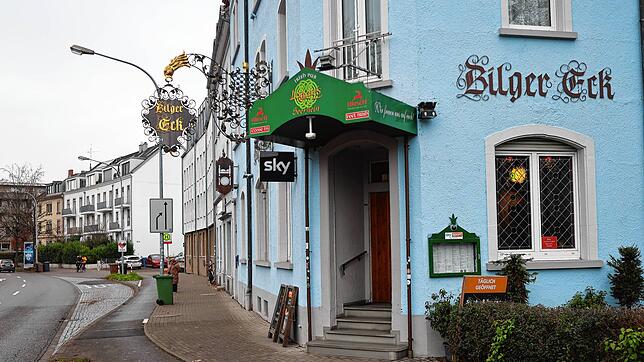 Der Irish Pub im Konstanzer Stadtteil Petershausen: Hier wurden vier Personen vor die Tür gesetzt, nachdem sie am Samstag, 30. November. ...