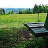 Schöne Aussicht vom Fürstenplatz: Von Deggenhausen über Obersiggingen geht es in Lellwangen steil bergauf über den Hohlenstein, wo sich ...