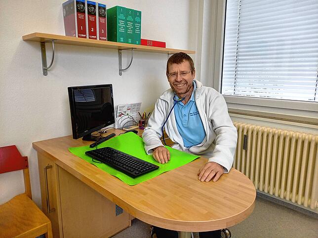 „Akute Erkrankungen und Notfälle werden auch in Praxen mit Aufnahmestopp behandelt“, sagt Kinderarzt Christof Metzler. Der ...
