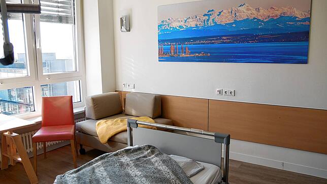 Die Palliattivzimmer sind mit neuem Farbkonzept und Fotografien von Achim Mende gestaltet. Neu gibt es auch komfortablere ...