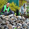 Gabriela Rist aus Winterspüren hat im Garten der Nachbarn eine hervorragende Fundgrube für schöne Steine. Sie schaut aber auch bei ...