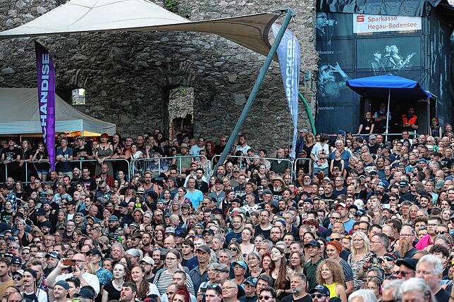 Bild 8: In Extremo vor mittelalterlicher Kulisse beim Hohentwiel-Festival – die besten Bilder (2/2)