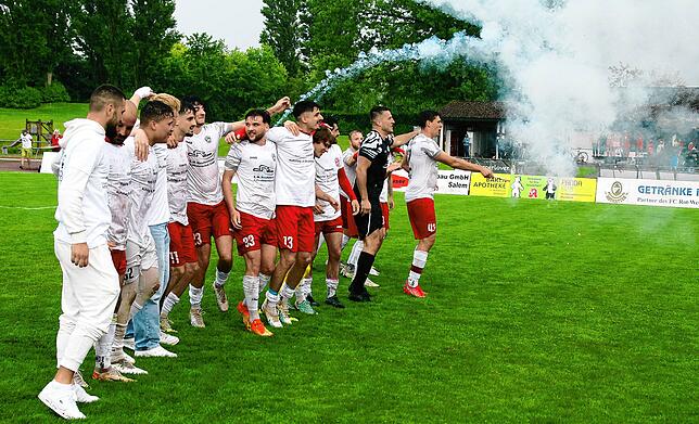 Bild 36: FC RW Salem feiert Aufstieg in die Landesliga – und wir haben die Bilder!