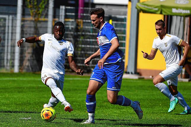 Bild 45: FC Erzingen schenkt Bosporus FC Friedlingen ein halbes Dutzend Tore ein &ndash; und wir haben die Bilder!