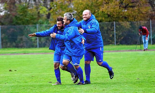 Bild 5: Die besten Bilder der Partie zwischen dem SV Volkertshausen und dem Hattinger SV
