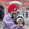 Anoop-Singh Mudher und sein Hund Sunka – beide gehören zu Konstanz wie das Konzil oder die Imperia. Zumindest ihre Zeit als Gastgeber im ...