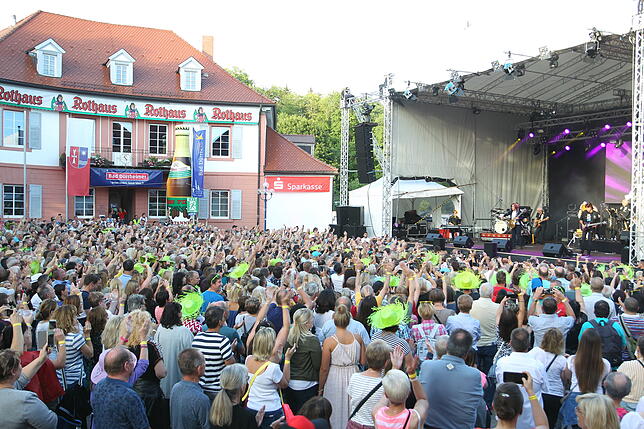Bild 11: Bilder von den Konzertbesuchern bei Jürgen Drews in Bad Dürrheim - Teil 1