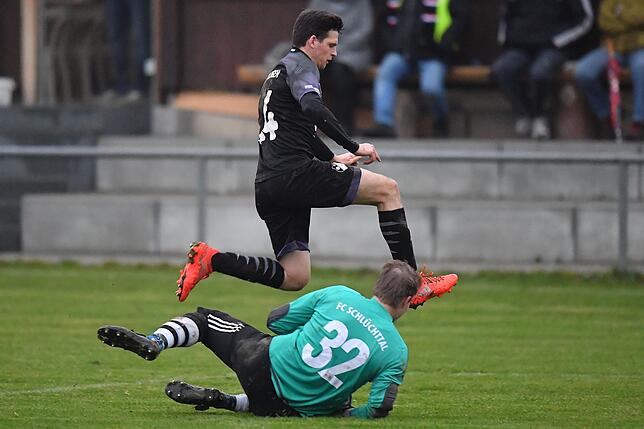Bild 4: FC Wittlingen besiegt Aufsteiger FC Schlüchttal mit 6:2 &ndash; und wir haben Bilder!