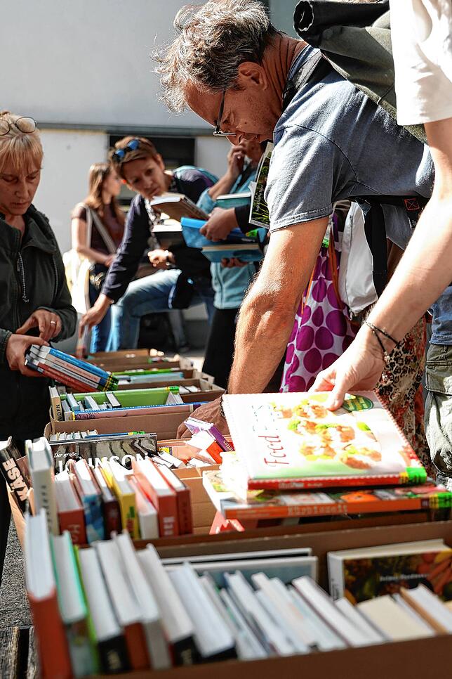 Bild 7: Radolfzell feiert 47. Altstadtfest: Musik, Genuss und Sonne ziehen Tausende Besucher an