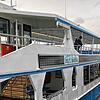 Eric Hueber auf dem elektrischen Passagierschiff MS Insel Mainau der Bodenseeschiffsbetriebe (BSB). Hueber selbst war an dem Projekt ...