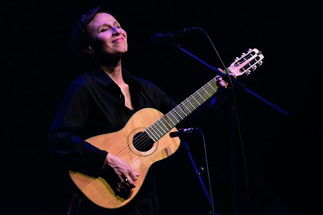 Markante Stimme aus Sizilien: Etta Scollo ist Sonntag, 11. Juli, in der Stadthalle Laufenburg/CH zu Gast.