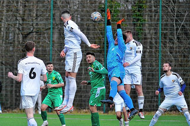 Bild 13: U23 des SV 08 Laufenburg siegt 2:1 gegen den SV Herten &ndash; und wir haben Bilder!
