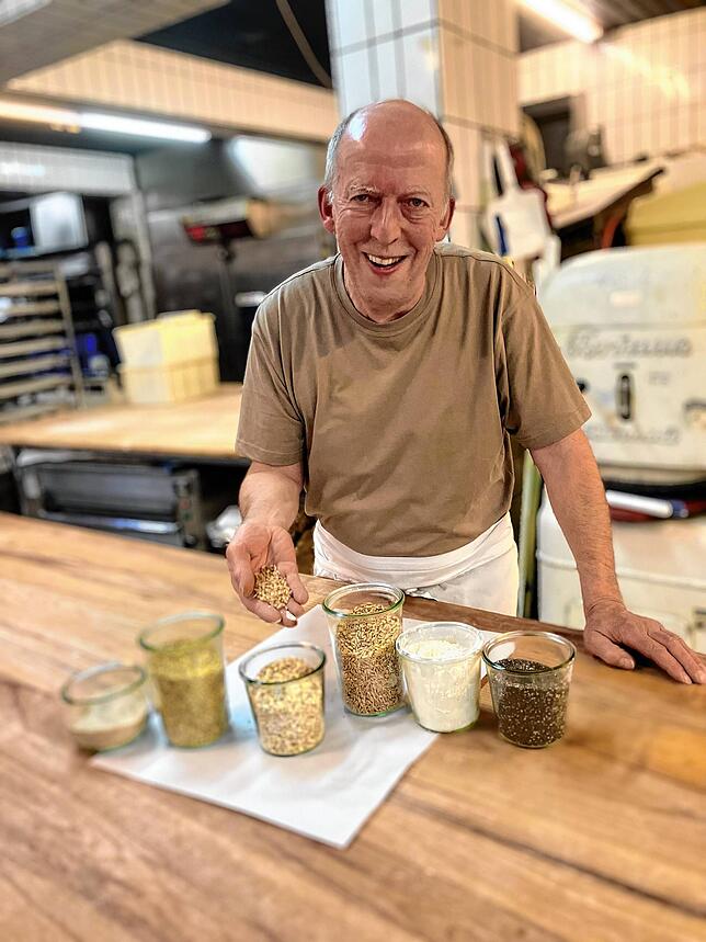 Hermann Nägele setzt auf verschiedene Samenkörner. Diese Zutaten machen das Brot besonders wertvoll.