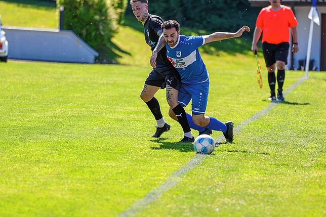 Bild 20: FC Erzingen unterliegt dem FC Wittlingen vor 500 Zuschauern mit 0:2 – und wir haben Fotos!