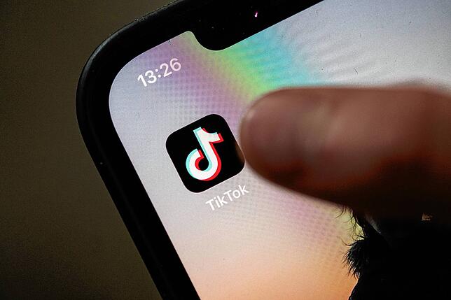 In Deutschland nutzen mehr als 20 Millionen Menschen die Plattform.