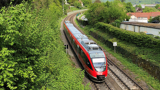 Die geplante Elektrifizierung inklusive dem neuen Halt in Wallbach beschäftigt auch die Bürger. Es gab Anregungen aber auch Befürchtungen.