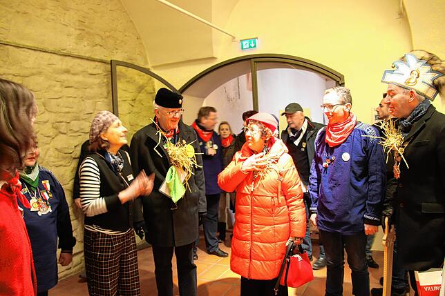 Bild 1: Fasnet: Und der Ministerpräsident feiert mit (2)