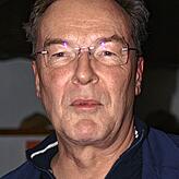 „Die meisten Patienten kommen mit Symptomen wie Fieber, Halsschmerzen, Gelenkschmerzen und Bronchitis.“Olaf Boettcher, ...
