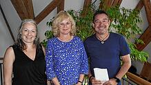 Für sie ist die Aufstockung der Schulsozialarbeit auf 60?Prozent ein Schritt in die richtige Richtung (von links): Schulsozialarbeiterin ...