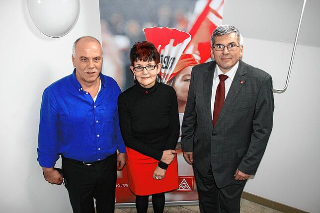 Die Spitze der Industriegewerkschaft Metall (IGM): (von links) Enzo Savarino und Lilo Rademacher von der Verwaltungsstelle ...