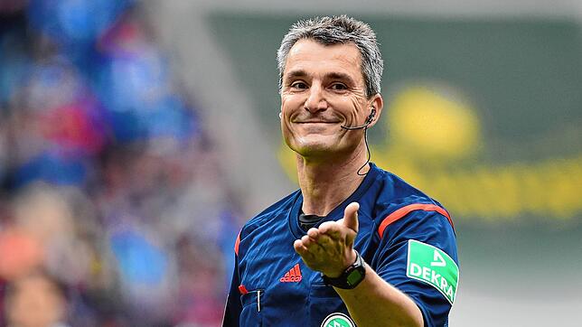 Der langjährige Bundesliga-Schiedsrichter Knut Kircher pfeift am Samstag das Benefizspiel in Furtwangen.