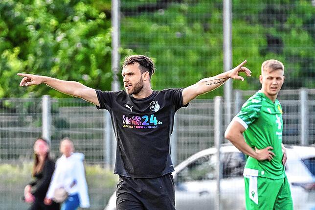 Bild 5: FC Wittlingen sichert sich mit 2:1 beim SV Herten den Meistertitel – und wir haben Fotos!